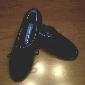 Easy Spirit loafer style shoe.